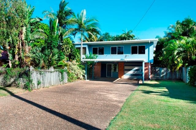 7 St Bees Avenue, BUCASIA QLD 4750, Bucasia - Thumbnail 2