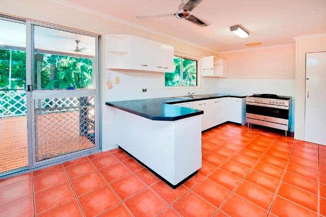 7 St Bees Avenue, BUCASIA QLD 4750, Bucasia - Thumbnail 4