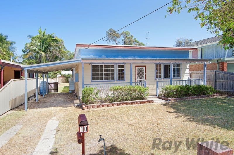 10 Coraldeen Avenue, GOROKAN NSW 2263, Gorokan - Image 1