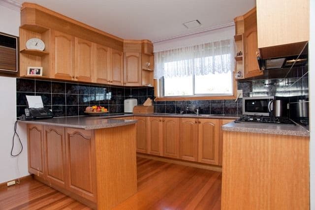 21 Cherry Court, Lalor VIC 3075, Lalor - Thumbnail 2