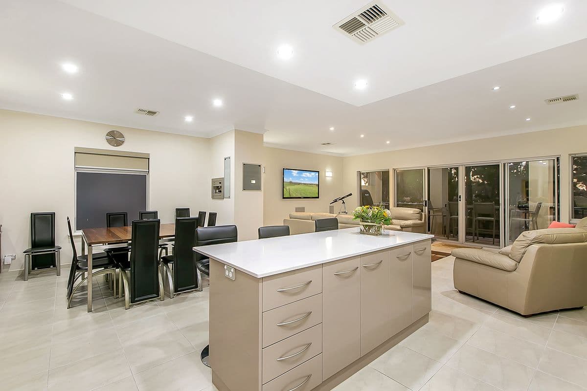 25A Pine Lodge Crescent, Grange SA 5022, Grange - Thumbnail 2