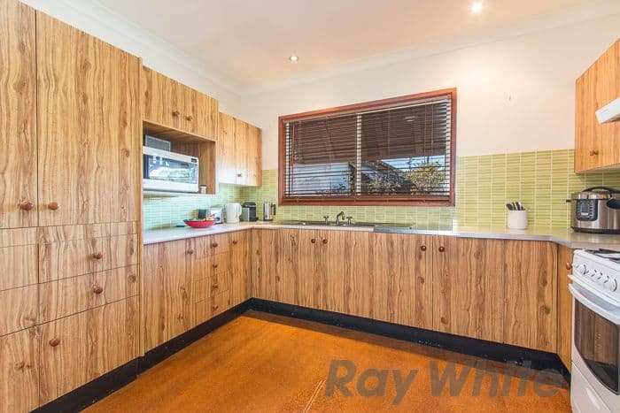 52 Throsby Street, Tighes Hill - Thumbnail 4
