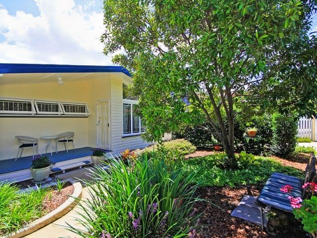 61 Burns Parade, Chapel Hill QLD 4069, Chapel Hill - Thumbnail 2