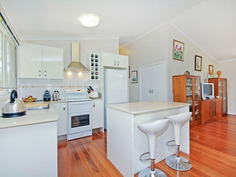 61 Burns Parade, Chapel Hill QLD 4069, Chapel Hill - Thumbnail 8