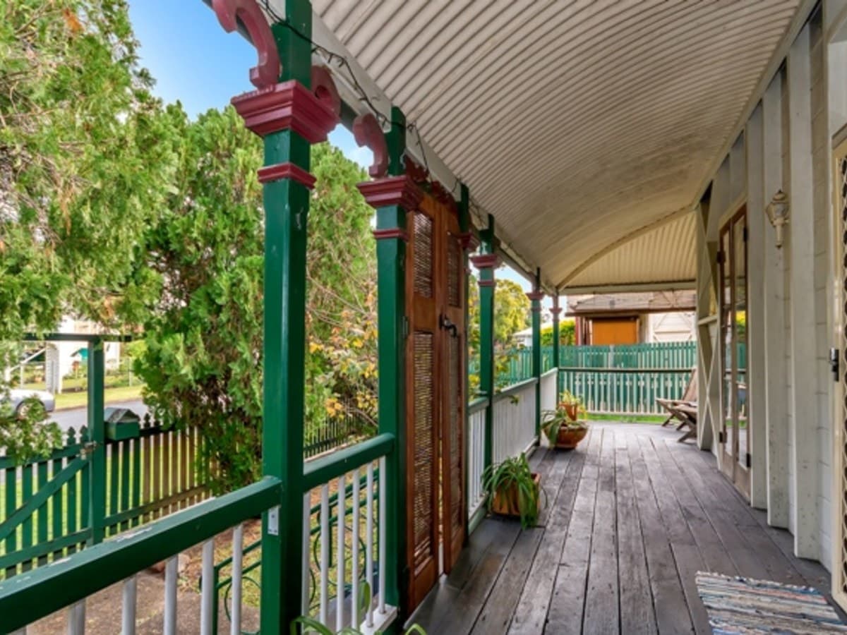 17 Bowen Street, WOODEND QLD 4305, Woodend - Thumbnail 2