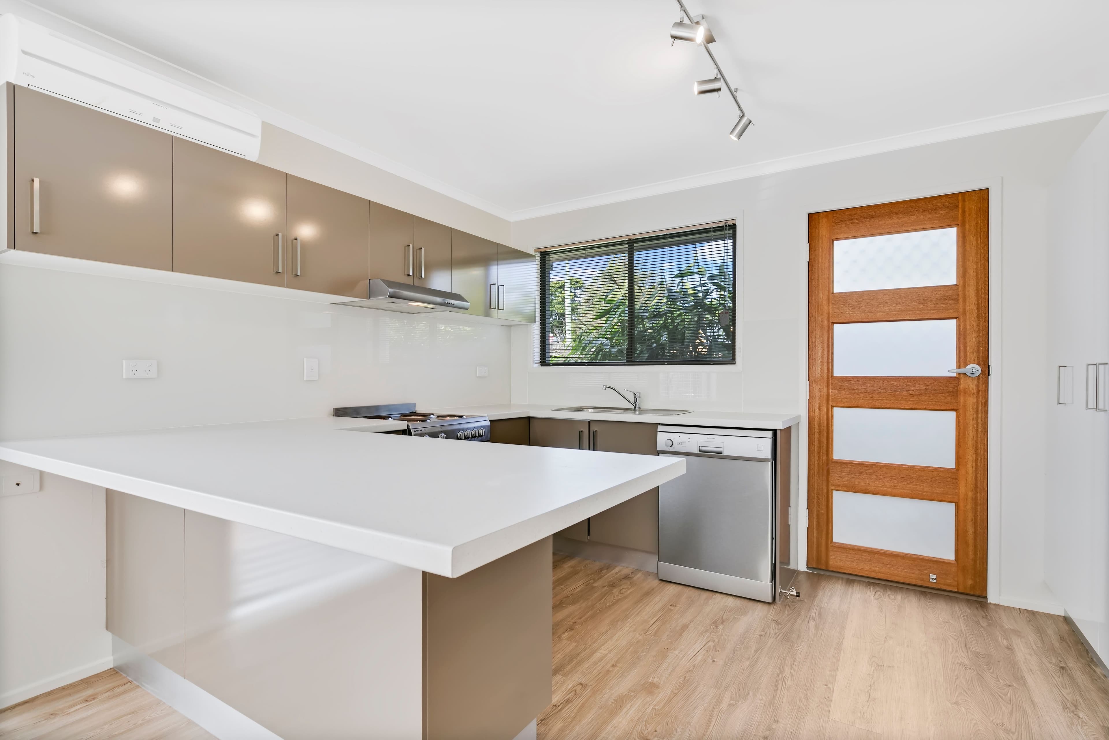 31 Second Avenue, Coolum Beach QLD 4573, Coolum Beach - Thumbnail 3