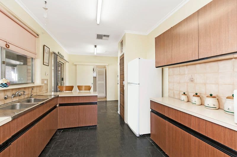 6 St Albans Avenue, VALLEY VIEW SA 5093, Valley View - Thumbnail 6