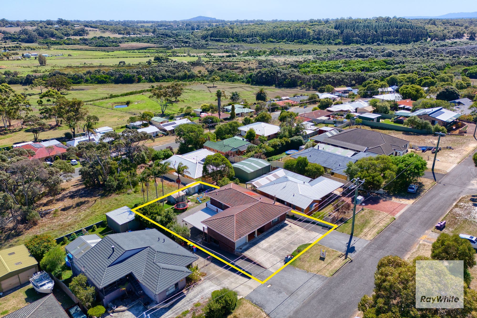 25 Eclipse Drive, Collingwood Heights WA 6330, Collingwood Heights - Thumbnail 3
