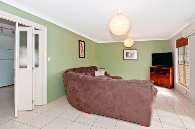 43 Torrens Street, WATERFORD WEST QLD 4133, Waterford West - Thumbnail 2