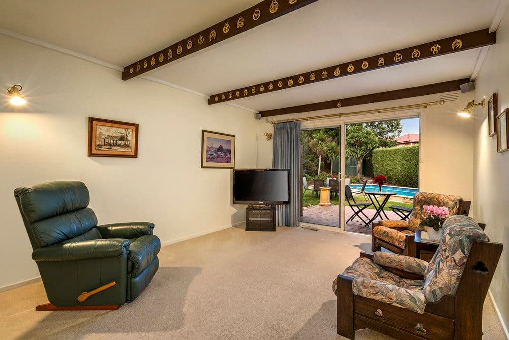 6 Teak Court, Doncaster VIC 3108, Doncaster - Thumbnail 2