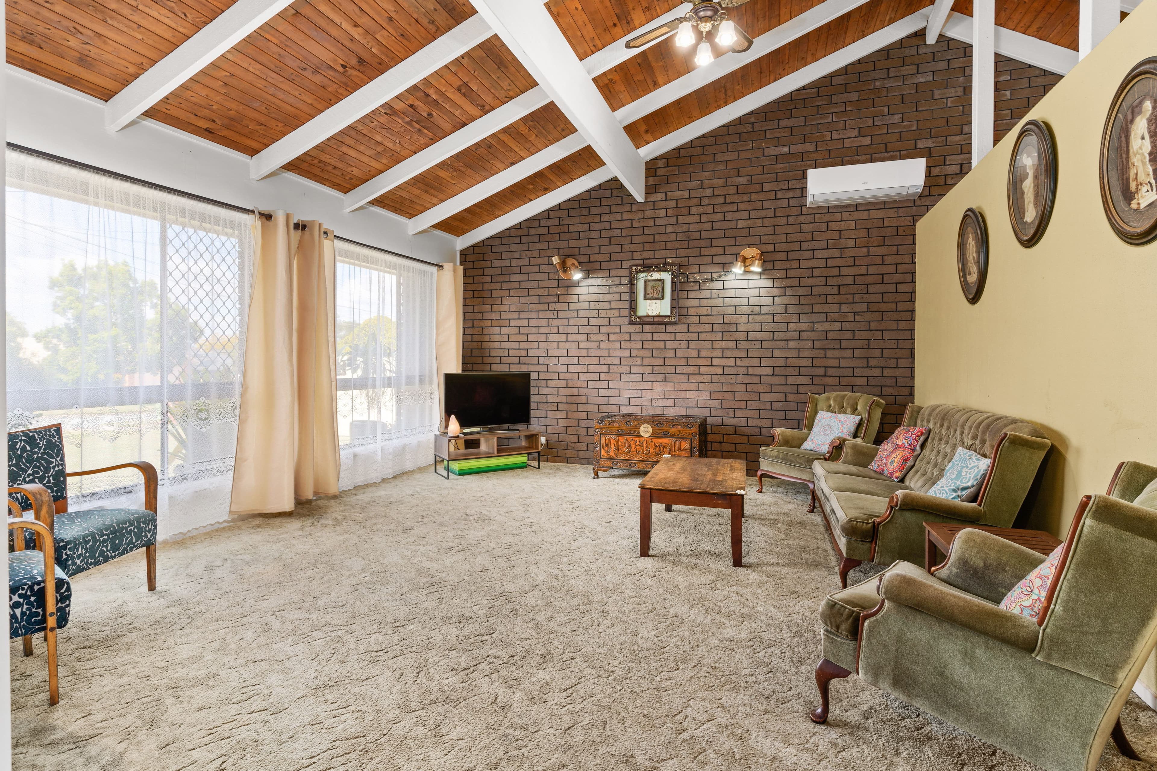 16 Jilbard Drive, Springwood QLD 4127, Springwood - Thumbnail 5