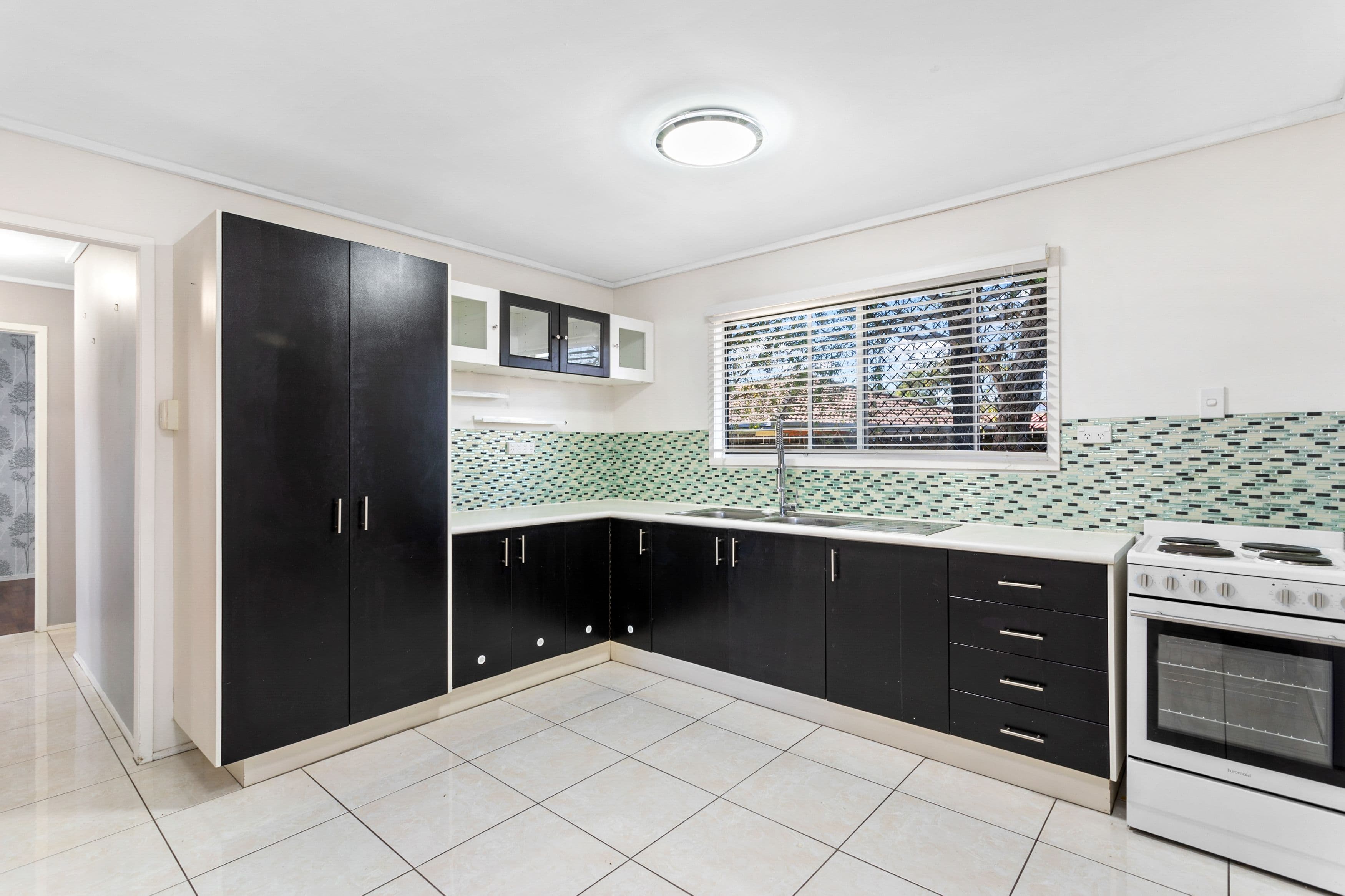 22 Ansell Avenue, Deception Bay QLD 4508, Deception Bay - Thumbnail 3