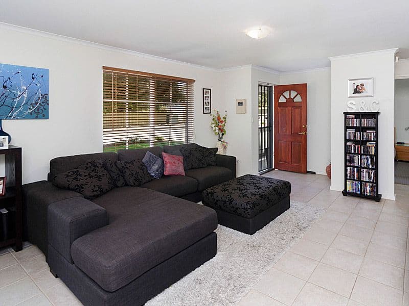 4 Julie Street, ABERFOYLE PARK SA 5159, Aberfoyle Park - Thumbnail 3