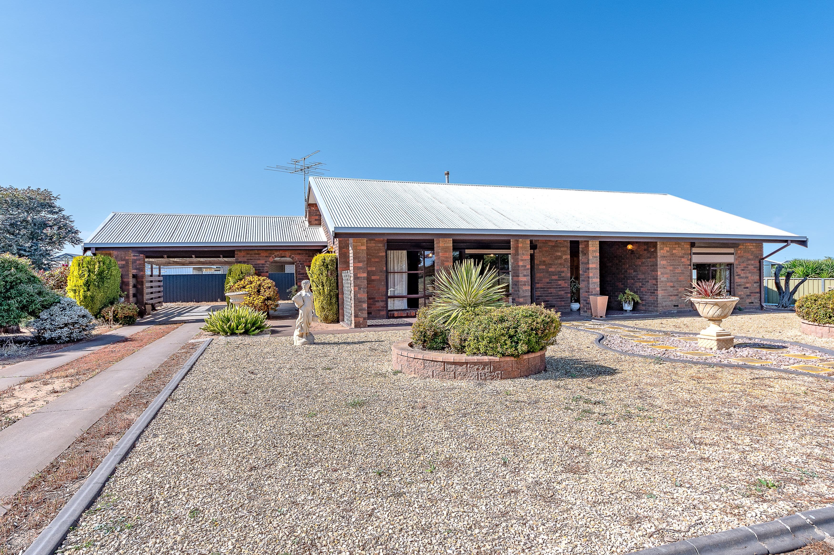 106 Mulgundawah Road, Murray Bridge SA 5253, Murray Bridge - Thumbnail 2