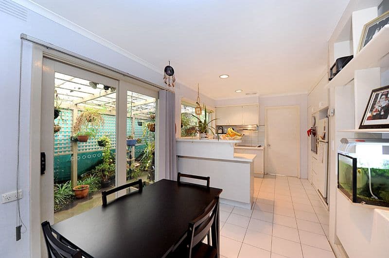 4 Caroline Court, BAYSWATER VIC 3153, Bayswater - Thumbnail 3