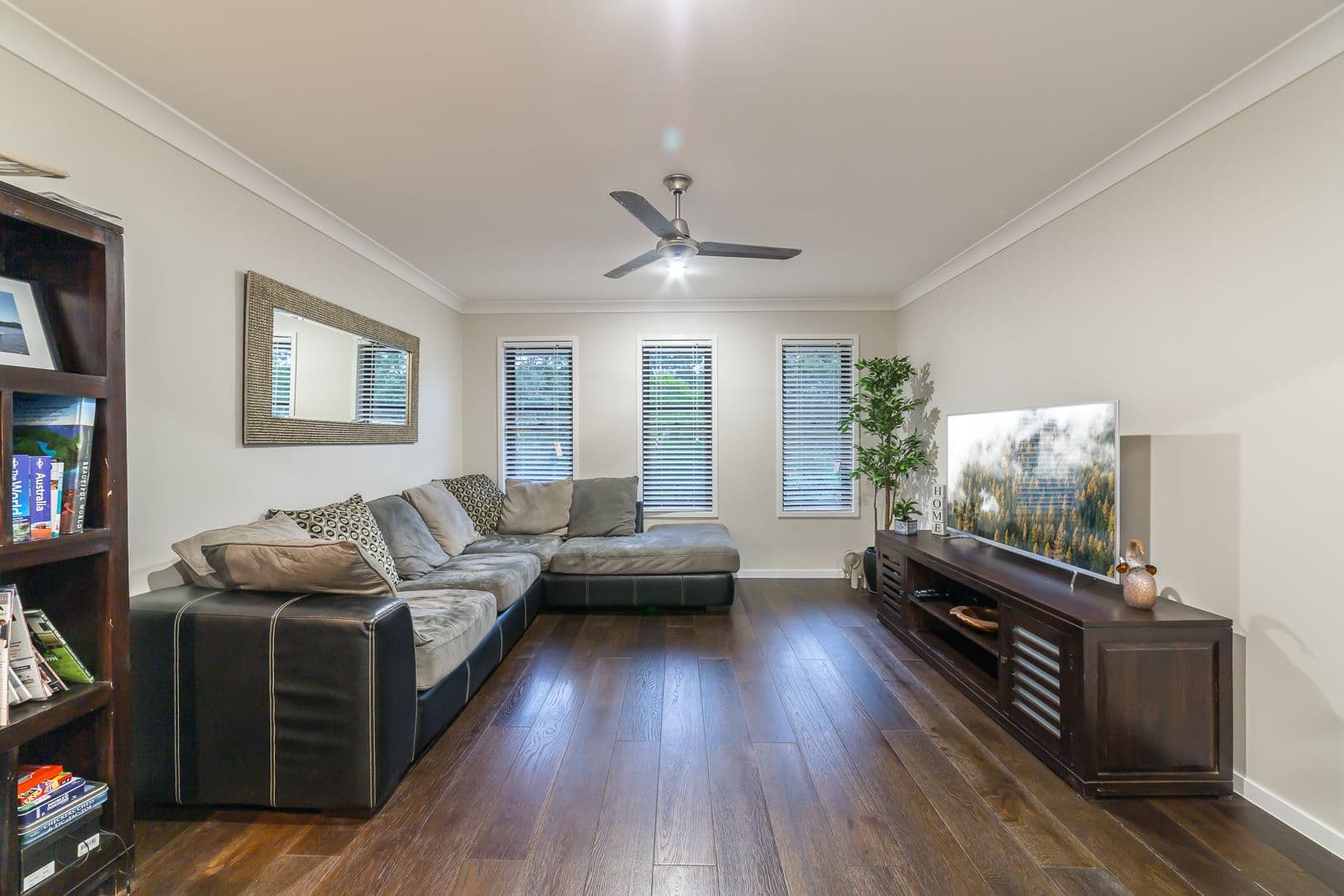 15 Richardson Crescent, Upper Coomera QLD 4209, Upper Coomera - Thumbnail 3