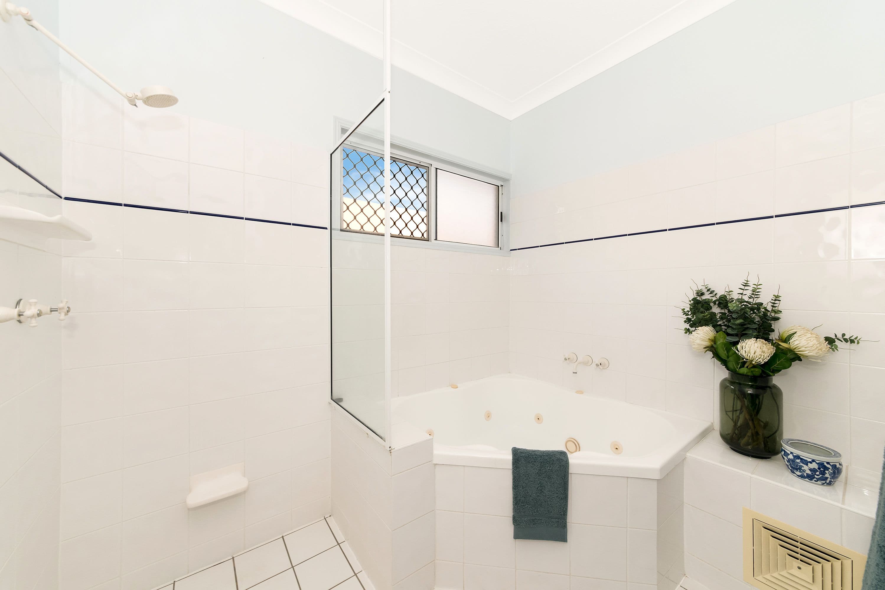 1 Gardenia Avenue, Kirwan QLD 4817, Kirwan - Thumbnail 8