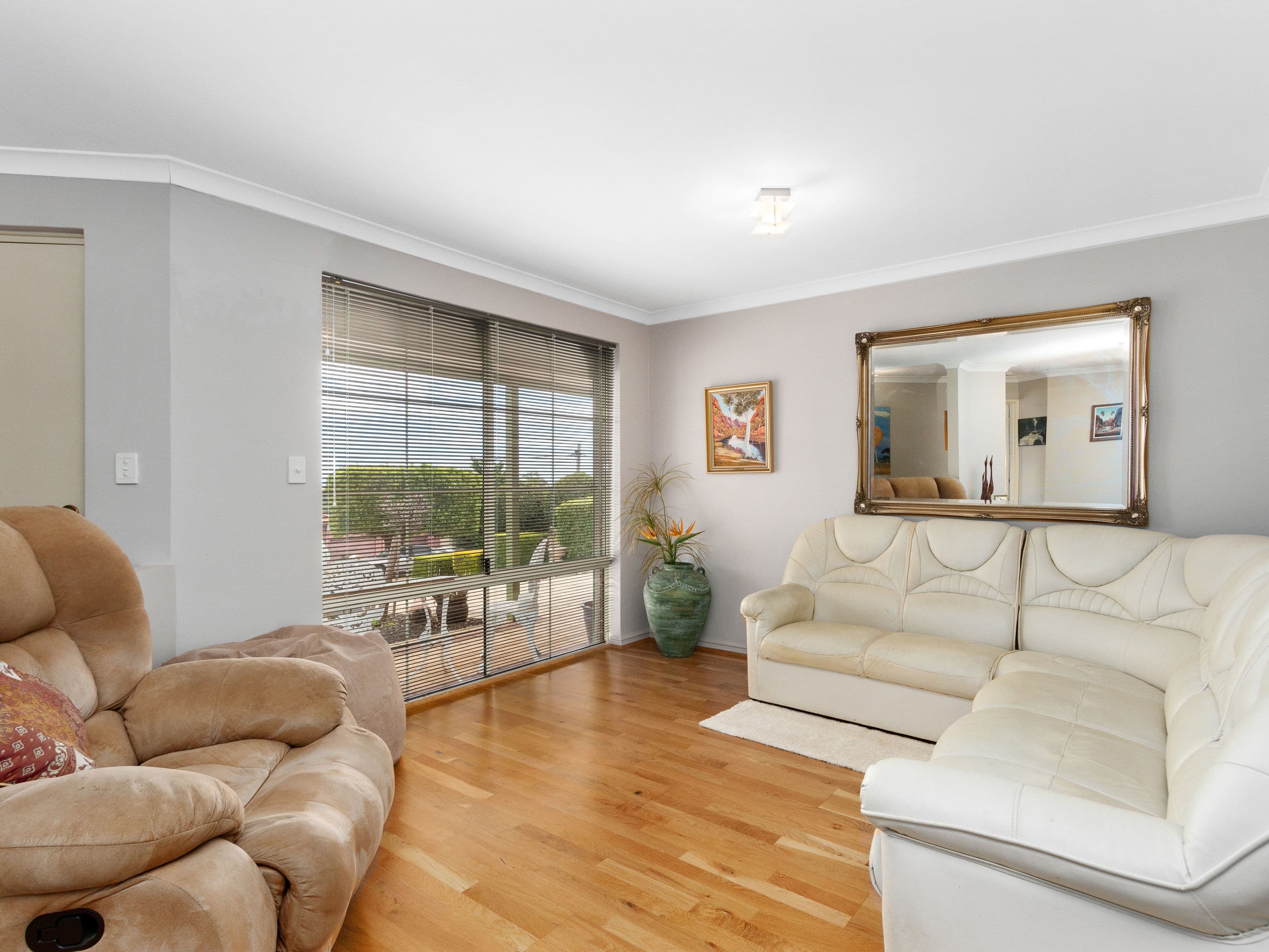 41 Derry Avenue, Mount Nasura WA 6112, Mount Nasura - Thumbnail 3