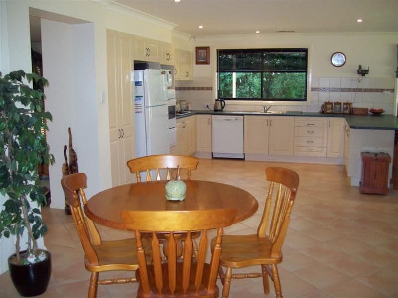 7 Oakmont Avenue, DUBBO NSW 2830, Dubbo - Thumbnail 2