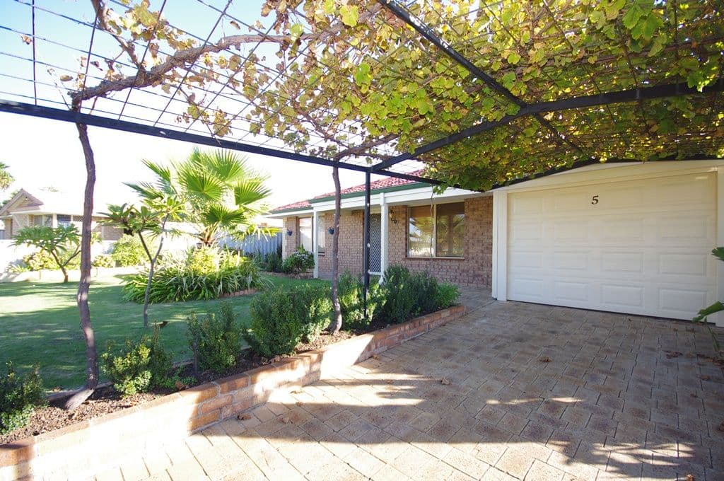 5 Keatley Court, MIRRABOOKA WA 6061, Mirrabooka - Image 1