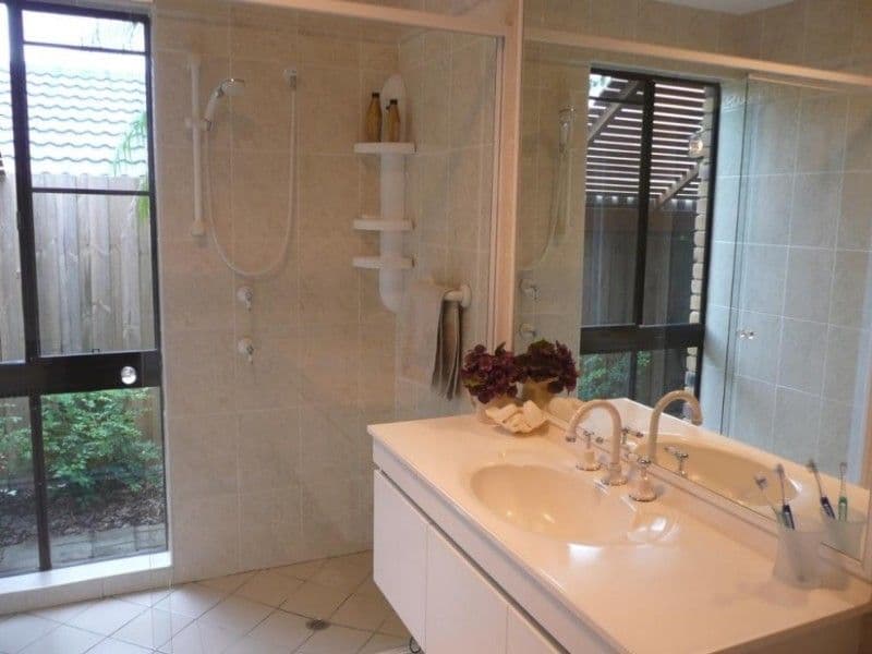 23 Fuelling Street, CHAPEL HILL QLD 4069, Chapel Hill - Thumbnail 5