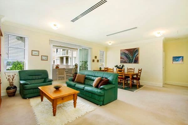 3 Magnolia Drive, BREAKFAST POINT NSW 2137, Breakfast Point - Thumbnail 2