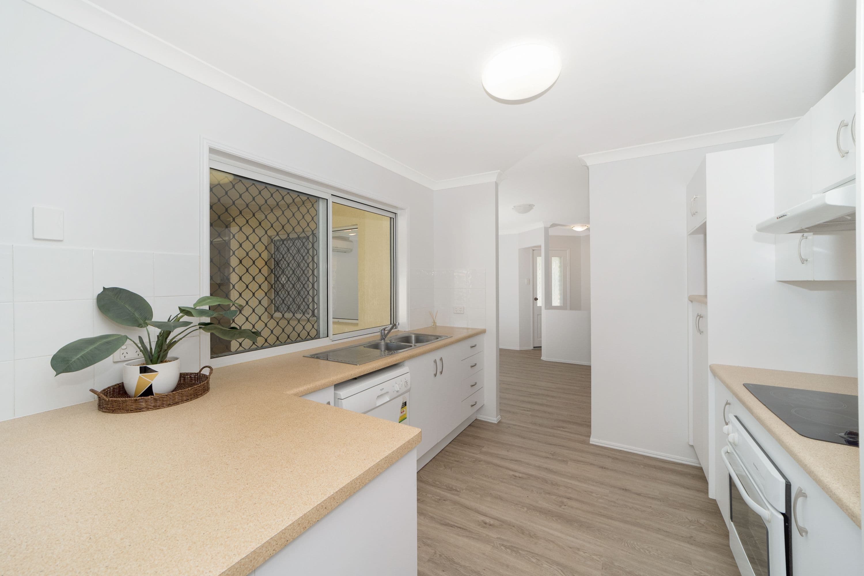 66 Greenwood Drive, Kirwan QLD 4817, Kirwan - Thumbnail 4