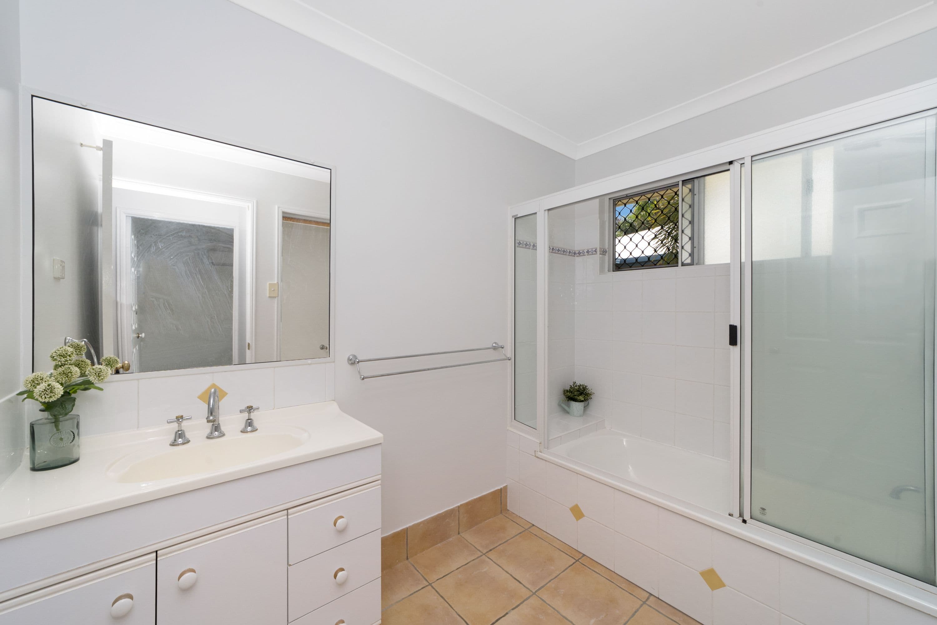 66 Greenwood Drive, Kirwan QLD 4817, Kirwan - Thumbnail 6