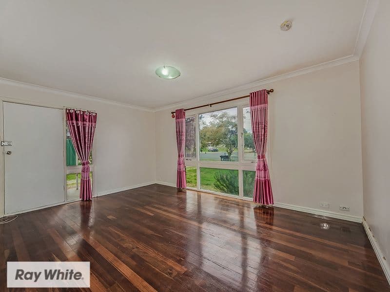 32 Denston Way, Girrawheen WA 6064, Girrawheen - Thumbnail 3
