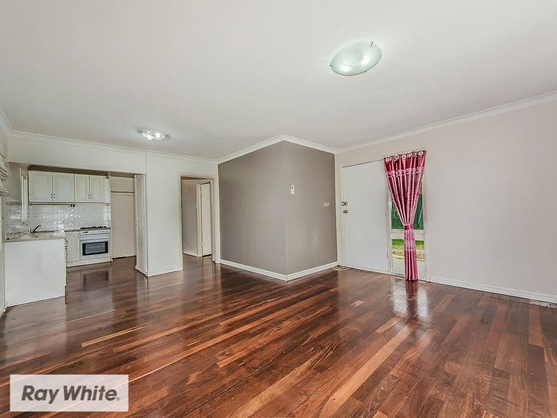 32 Denston Way, Girrawheen WA 6064, Girrawheen - Thumbnail 4