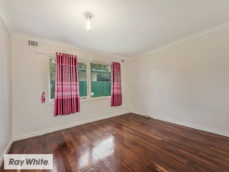 32 Denston Way, Girrawheen WA 6064, Girrawheen - Thumbnail 8