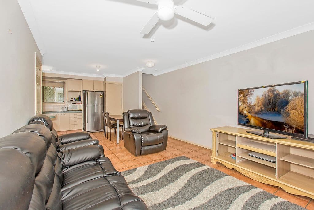 94 Kennedy Drive, TWEED HEADS NSW 2485, Tweed Heads West - Thumbnail 2