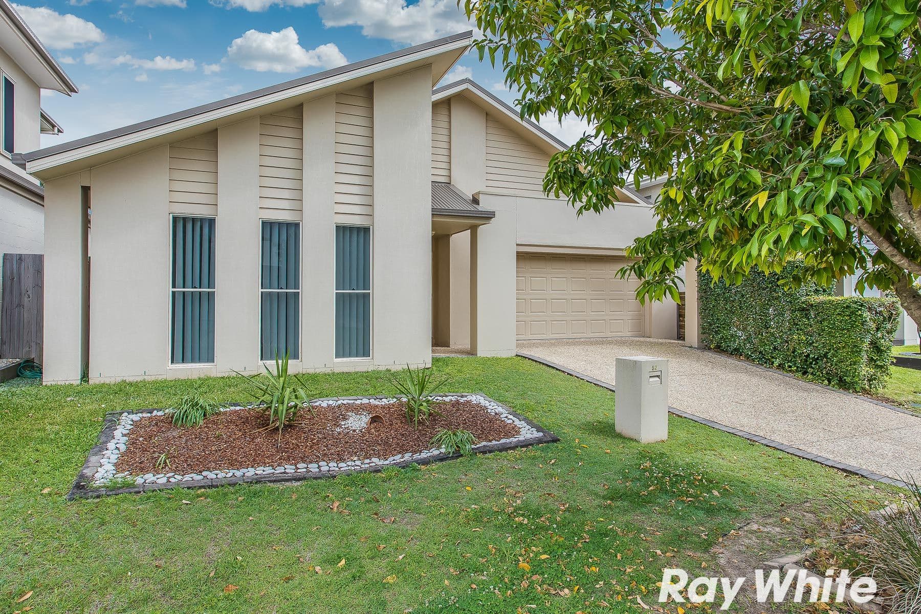 52 Elkington Circuit, North Lakes QLD 4509, North Lakes - Thumbnail 2