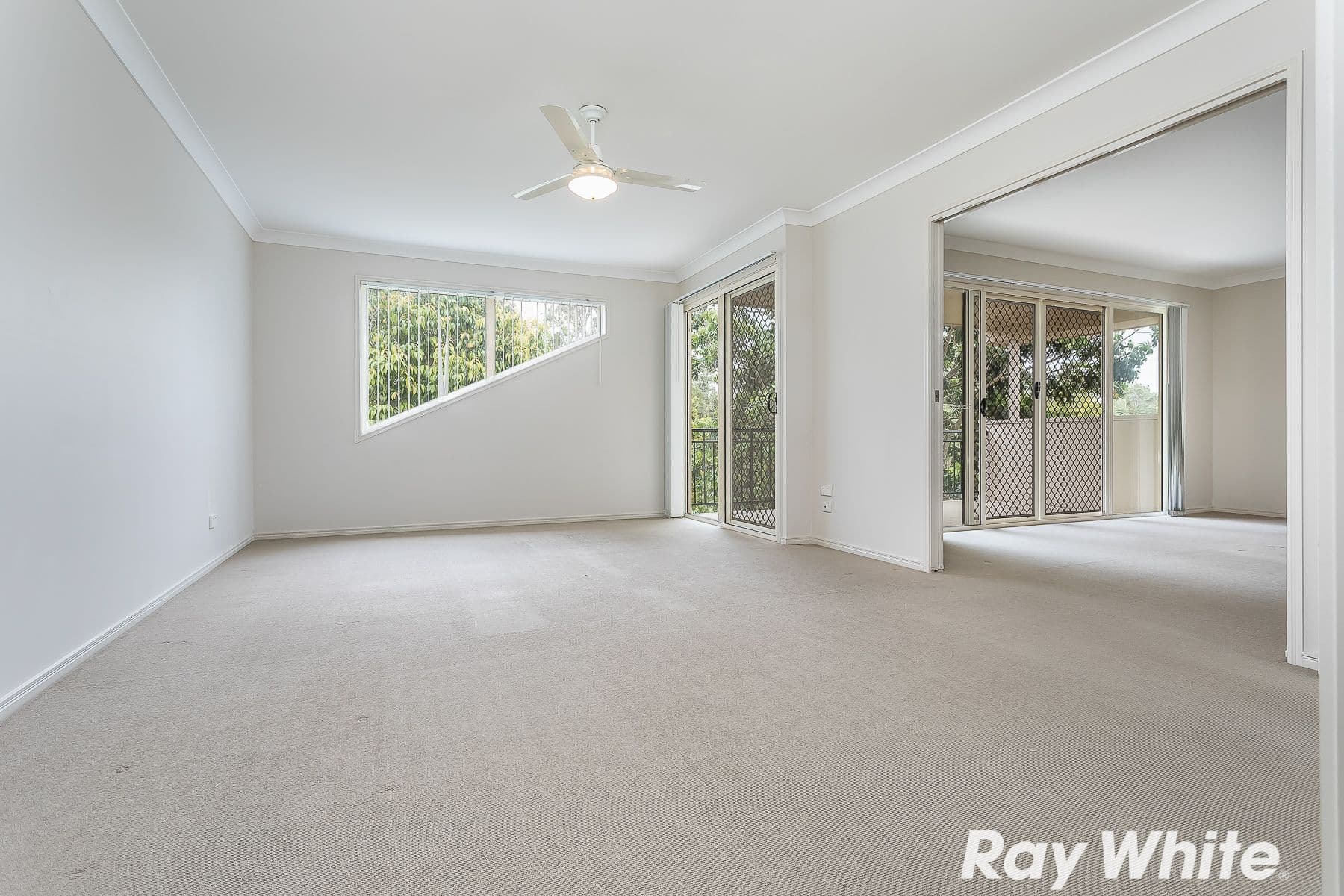 52 Elkington Circuit, North Lakes QLD 4509, North Lakes - Thumbnail 7