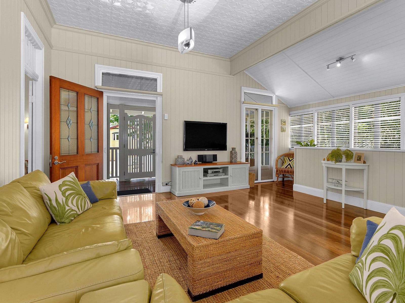 63 Lloyd Street, Camp Hill QLD 4152, Camp Hill - Thumbnail 6