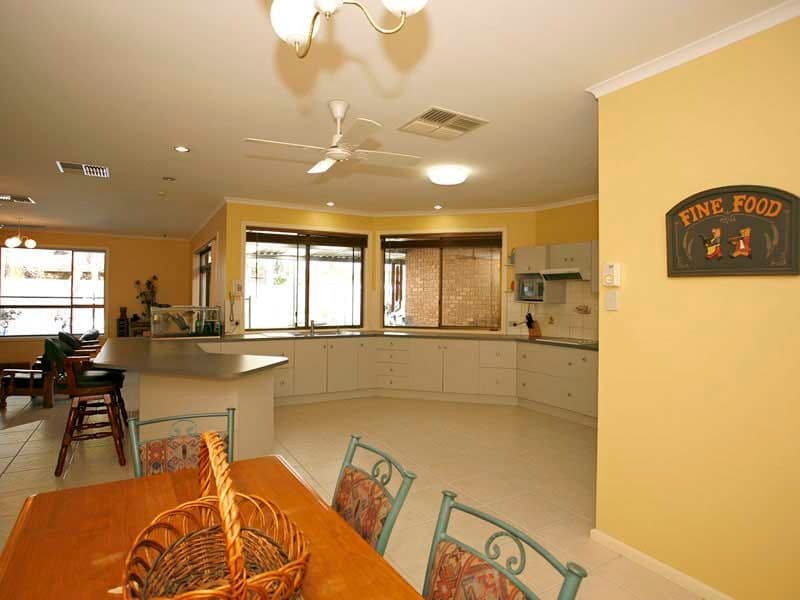 34 Acacia Road, MORPHETT VALE SA 5162, Morphett Vale - Thumbnail 5