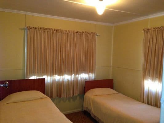 4 Ellerdale Street, STRATHPINE QLD 4500, Strathpine - Thumbnail 7