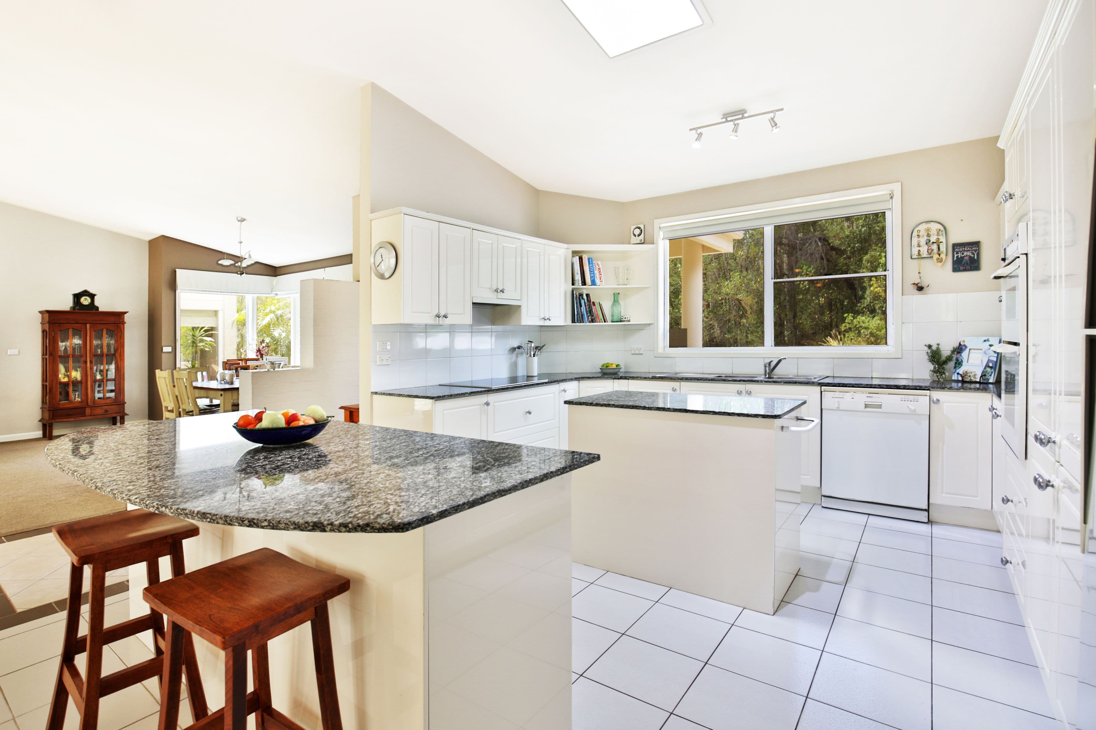 39 West Cambewarra Road, North Nowra - Thumbnail 3