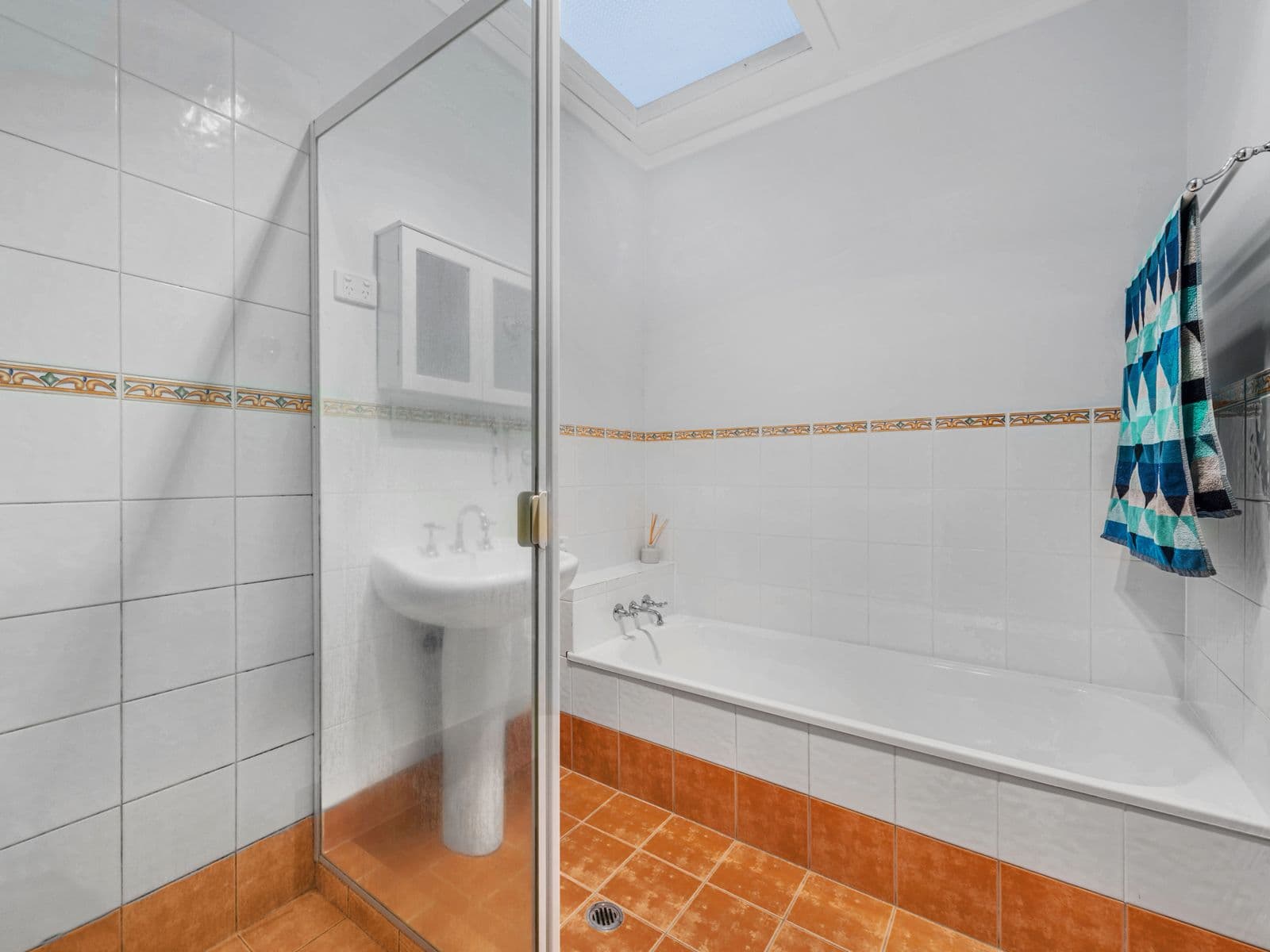 11 Kenneth Street, Coorparoo QLD 4151, Coorparoo - Thumbnail 5