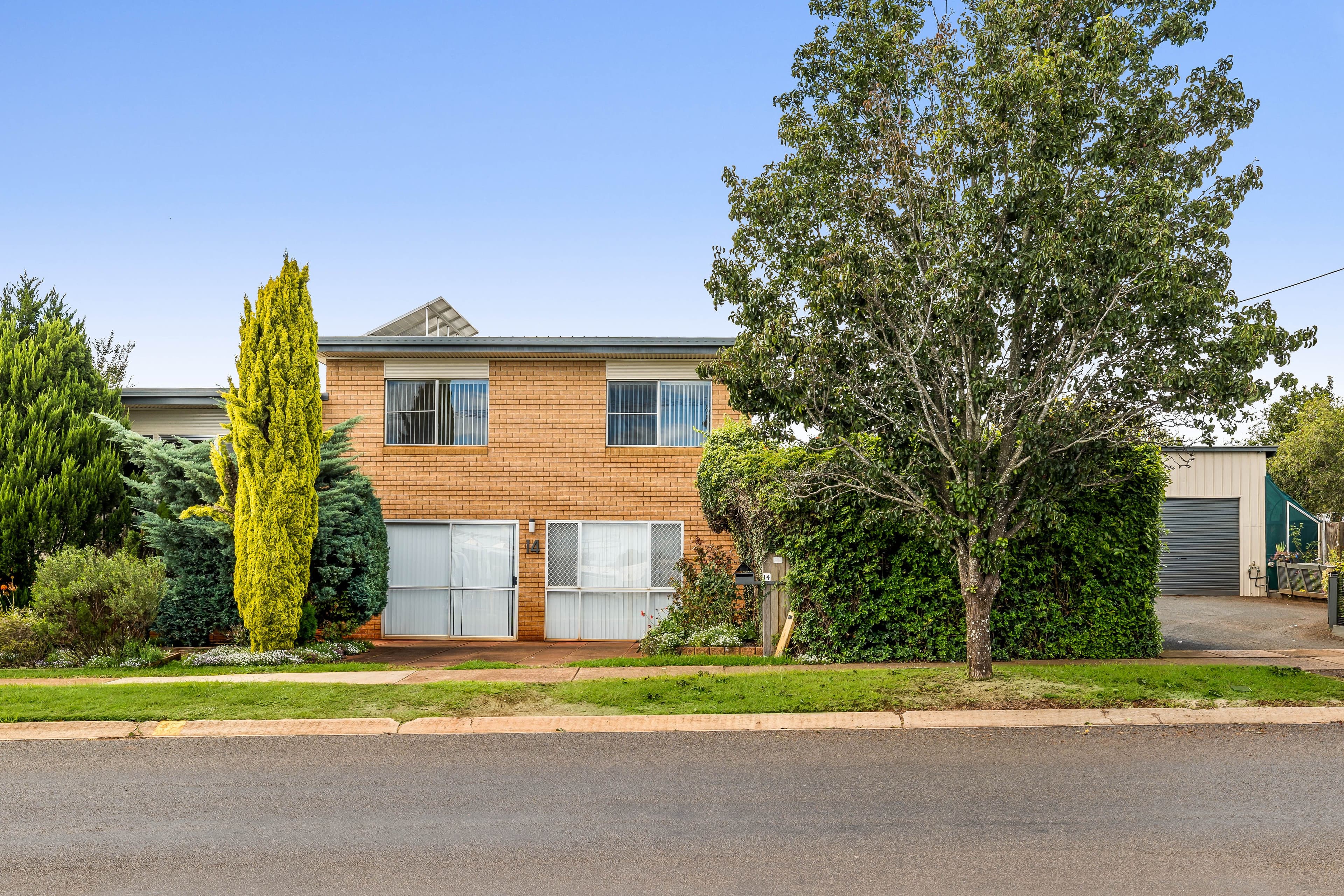 14 Yaldwyn Street, Harristown QLD 4350, Harristown - Thumbnail 2