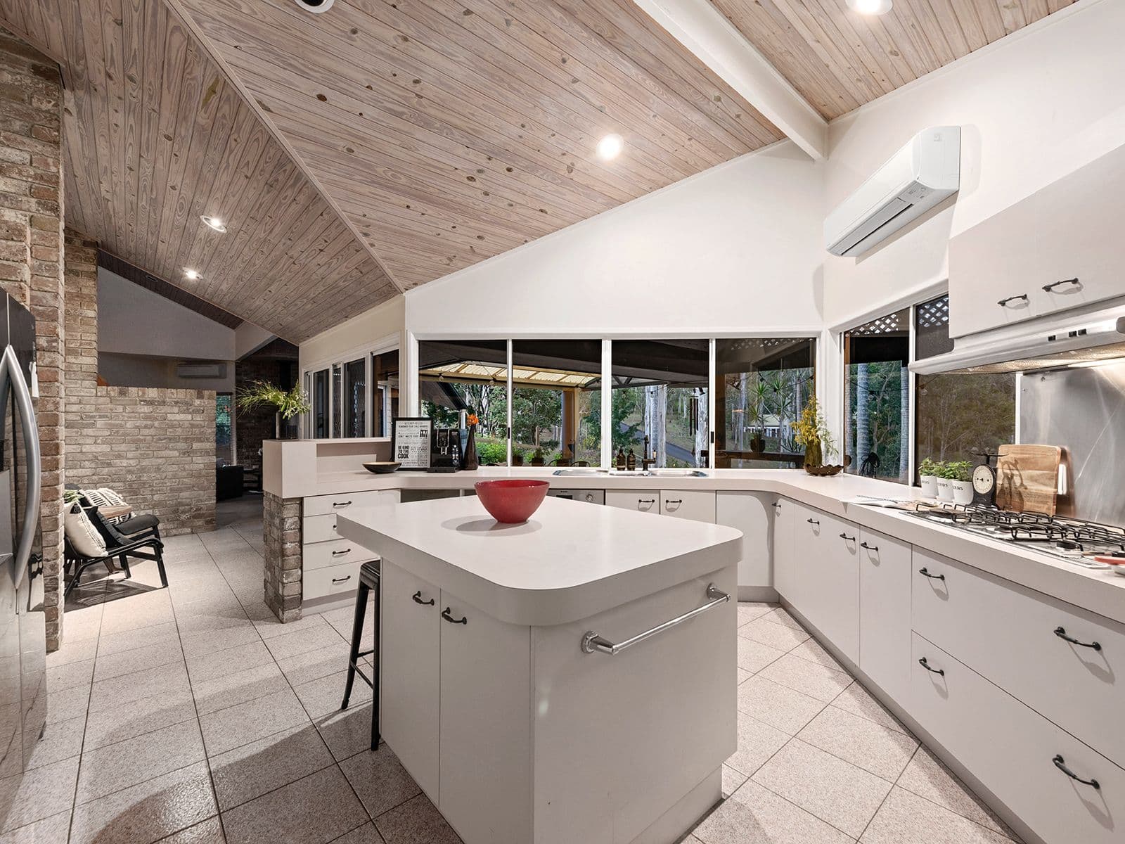 151 Huntingdale Street, Pullenvale QLD 4069, Pullenvale - Thumbnail 5