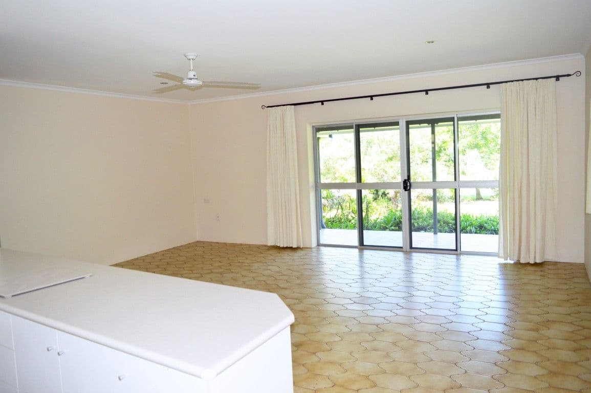 13 Pacific Parade, Mission Beach QLD 4852, Mission Beach - Thumbnail 2