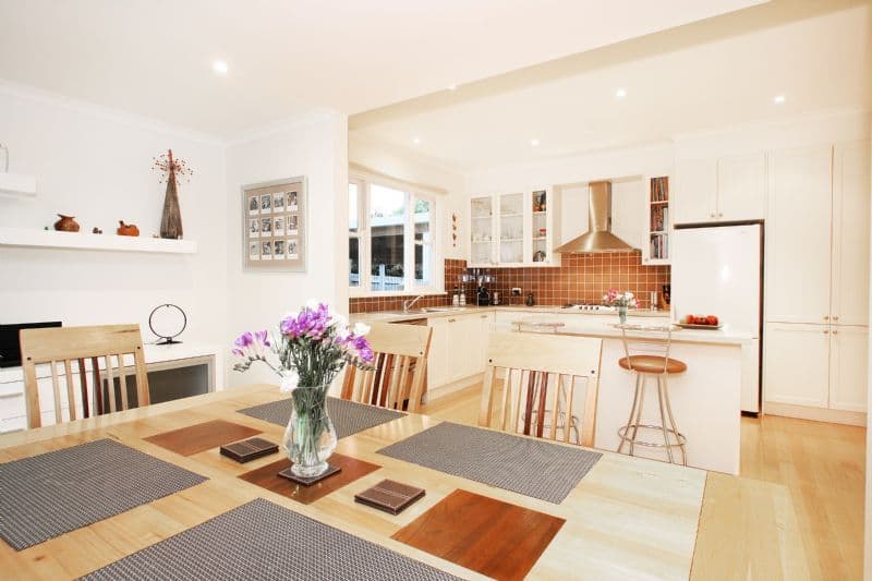 12 Morcom Avenue, RINGWOOD EAST VIC 3135, Ringwood East - Thumbnail 2