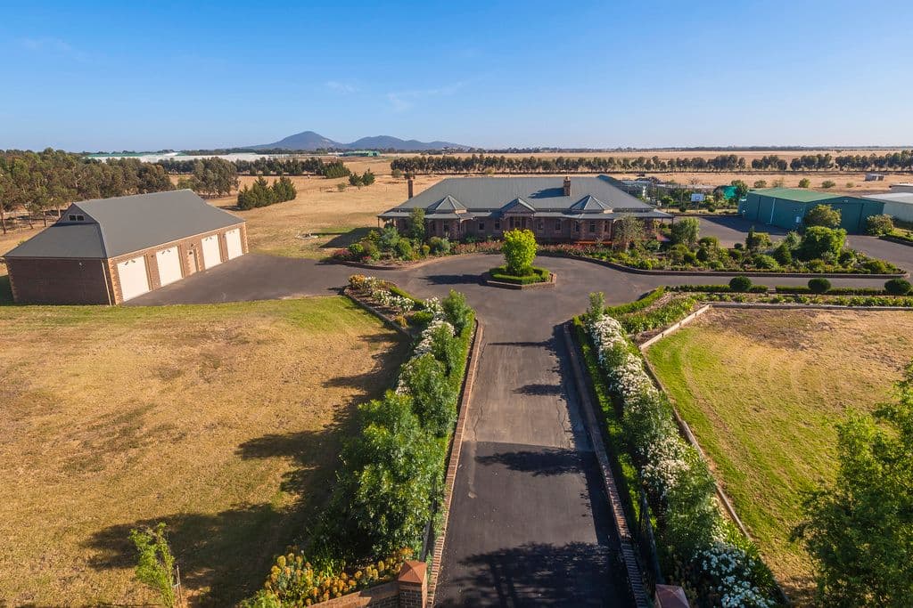 135 McIntyre Road, Lara VIC 3212, Lara - Thumbnail 2