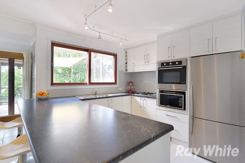 11 Sheldon Avenue, MOOROOLBARK VIC 3138, Mooroolbark - Thumbnail 5