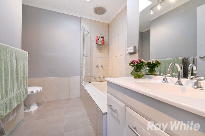 11 Sheldon Avenue, MOOROOLBARK VIC 3138, Mooroolbark - Thumbnail 8