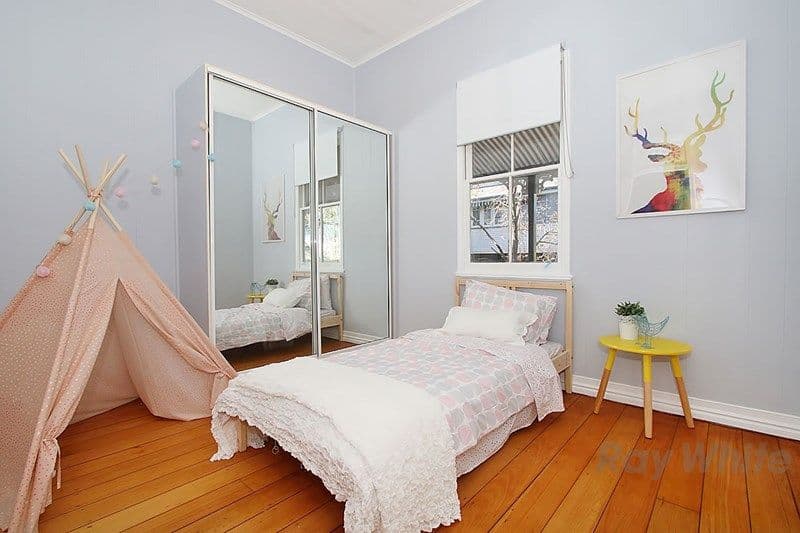 4 Birdwood Street, North Ipswich QLD 4305, North Ipswich - Thumbnail 5