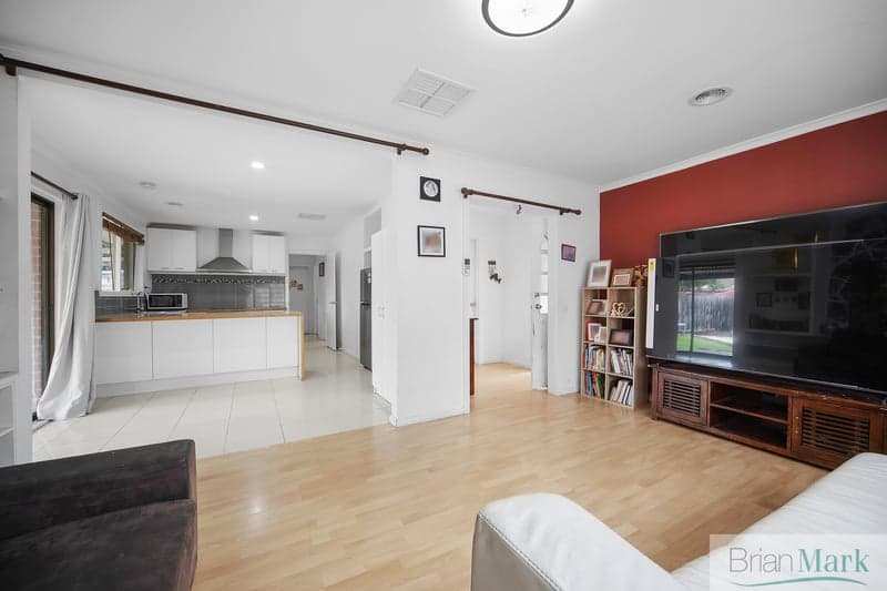 6 Poinciana Court, Werribee - Thumbnail 7