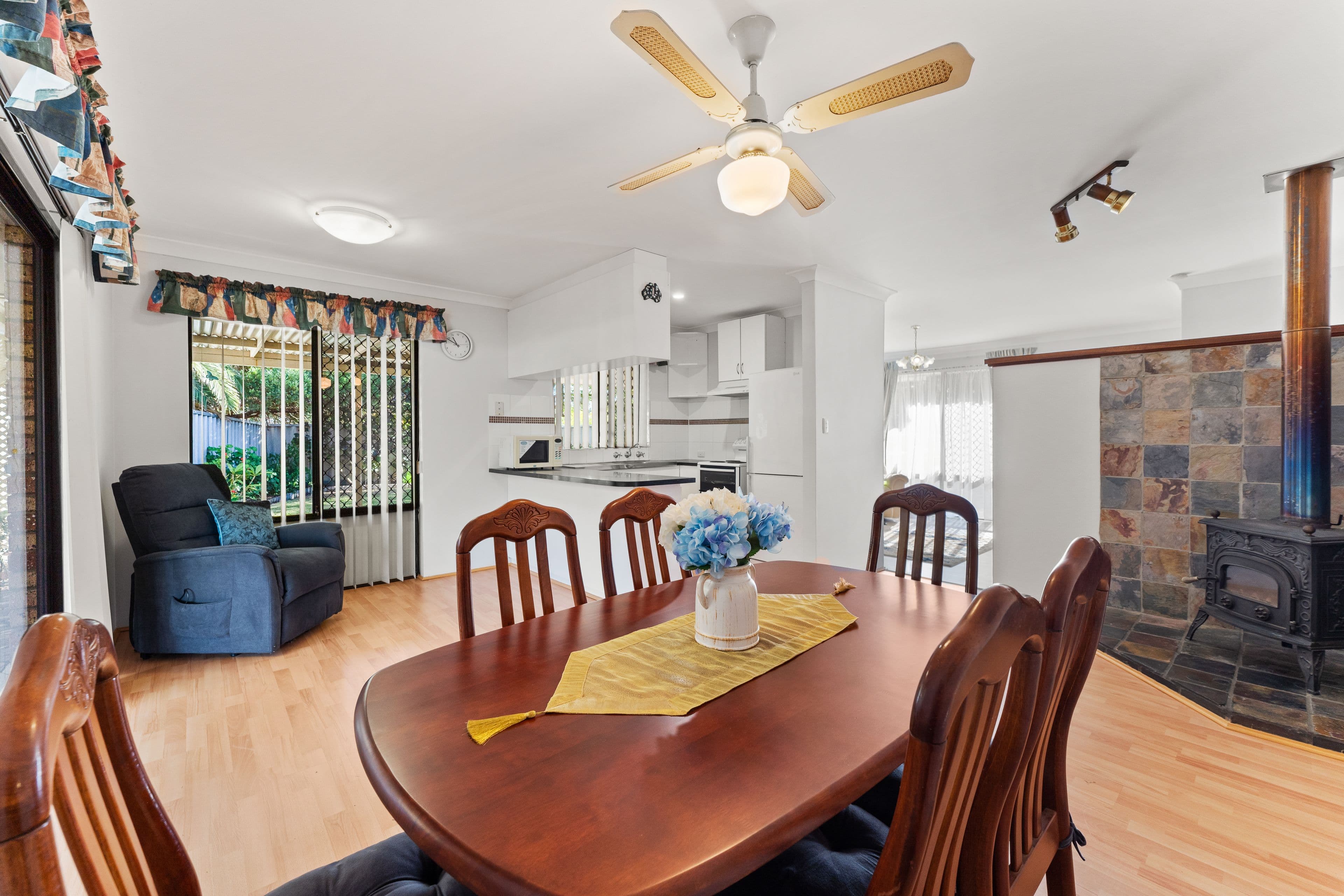 16 Murchison Road, Cooloongup WA 6168, Cooloongup - Thumbnail 5