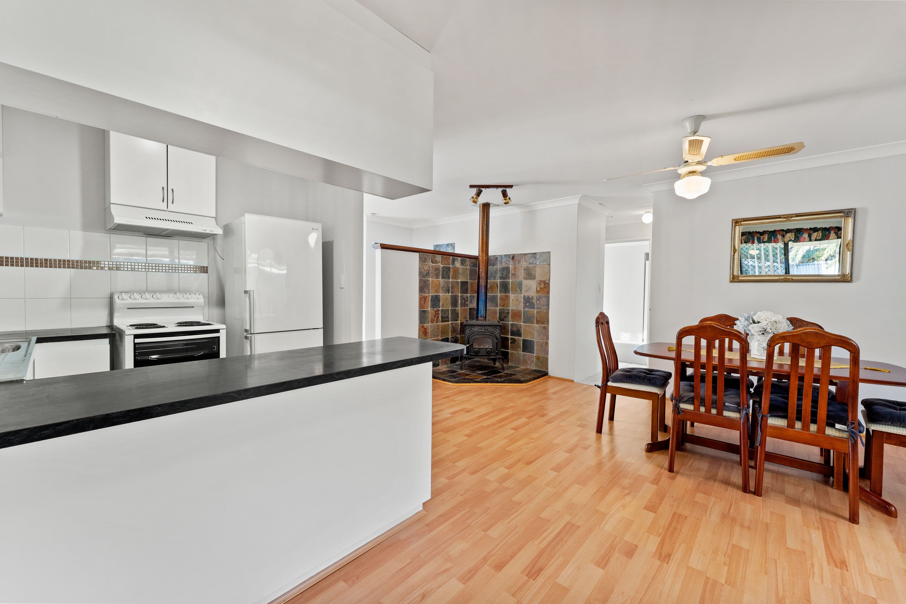 16 Murchison Road, Cooloongup WA 6168, Cooloongup - Thumbnail 6